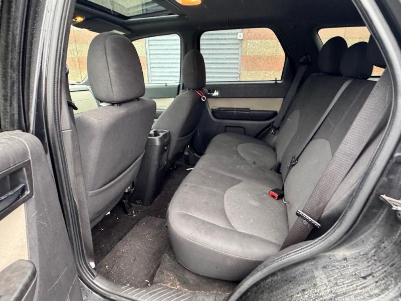 Mercury Mariner I4 4WD 2011