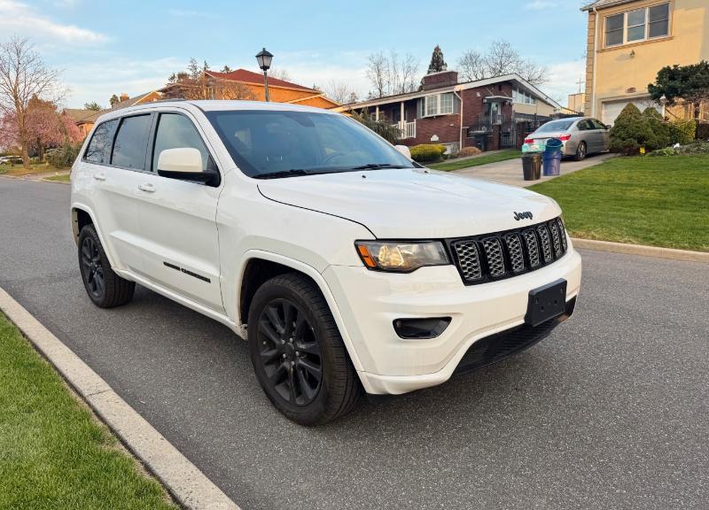 Jeep Grand Cherokee  2017