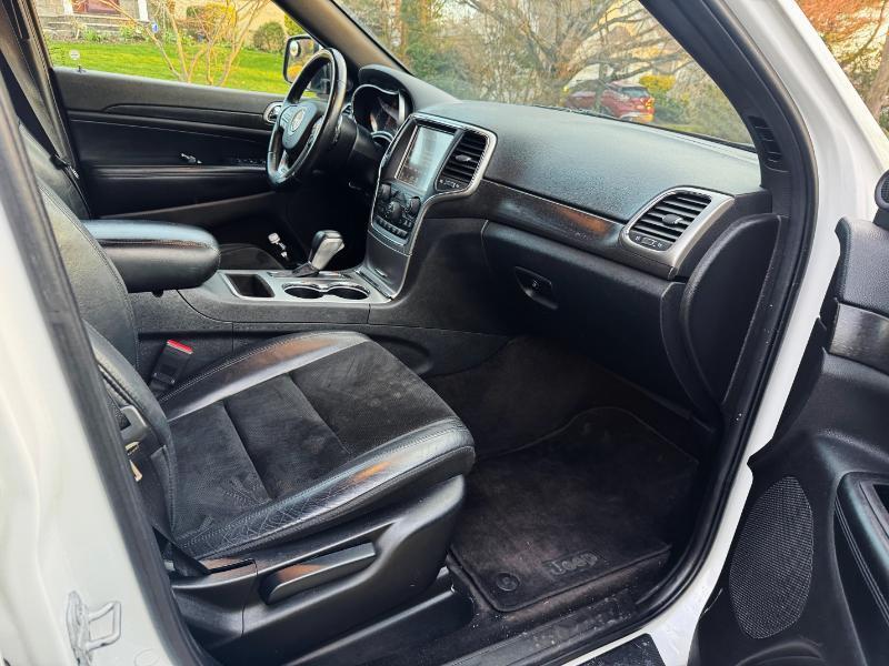 Jeep Grand Cherokee  2017