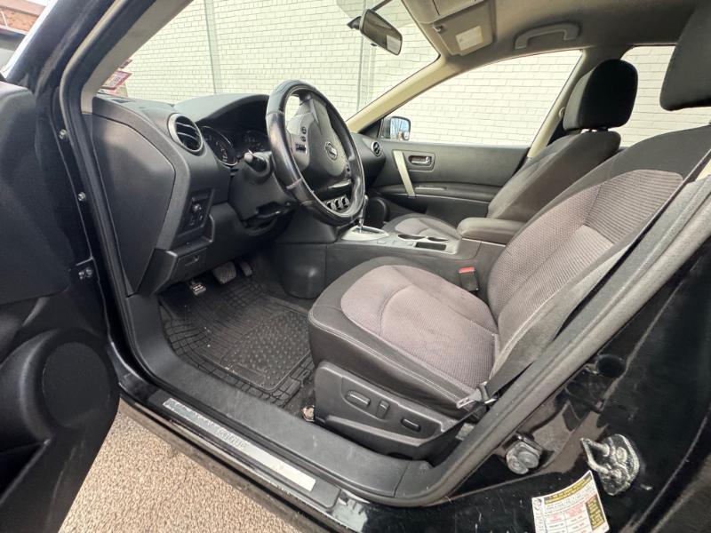 Nissan Rogue S AWD 2012