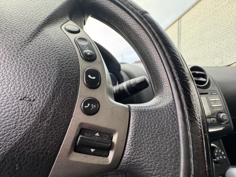 Nissan Rogue S AWD 2012