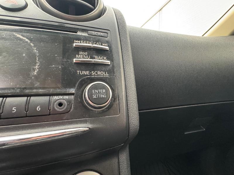 Nissan Rogue S AWD 2012