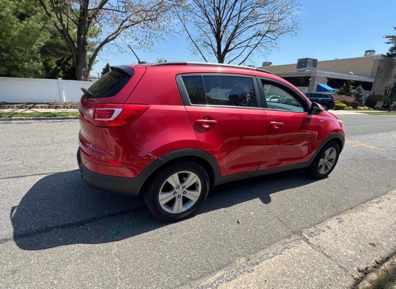 Kia Sportage LX AWD 2011