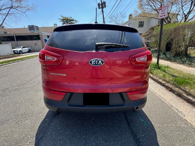 Kia Sportage LX AWD 2011