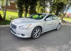 2010 Nissan Maxima 