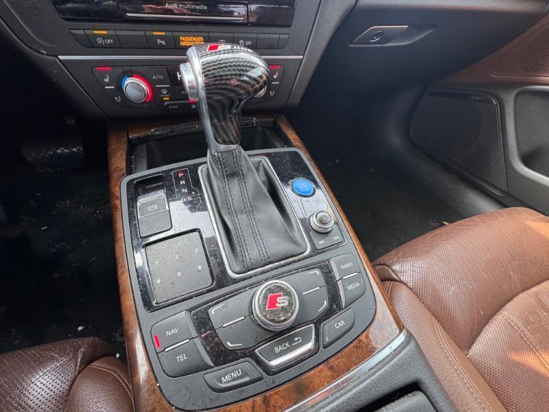 Audi A6 3.0T Prestige quattro 2015