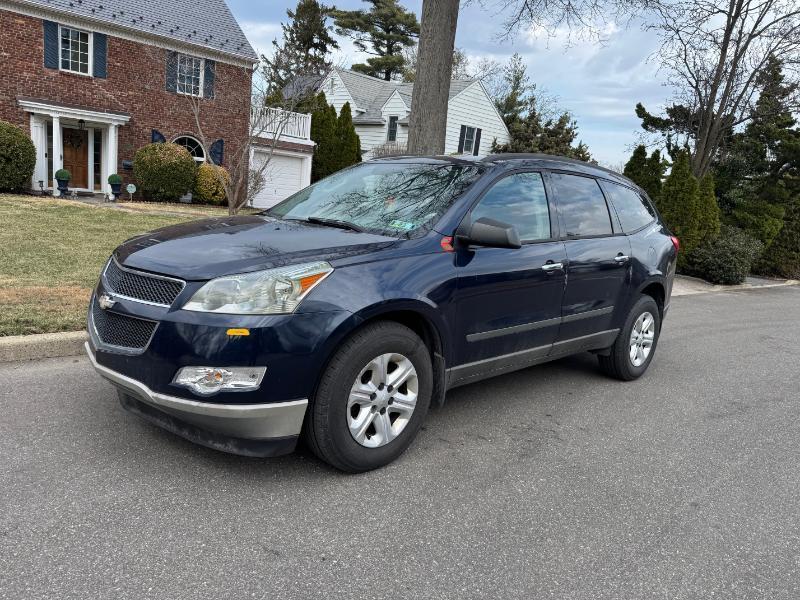 2010 Chevrolet Traverse LS AWD