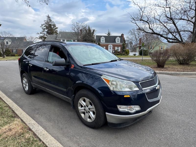 Chevrolet Traverse LS AWD 2010