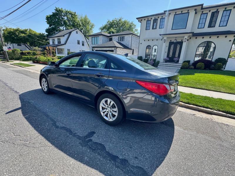 Hyundai Sonata GLS 2012