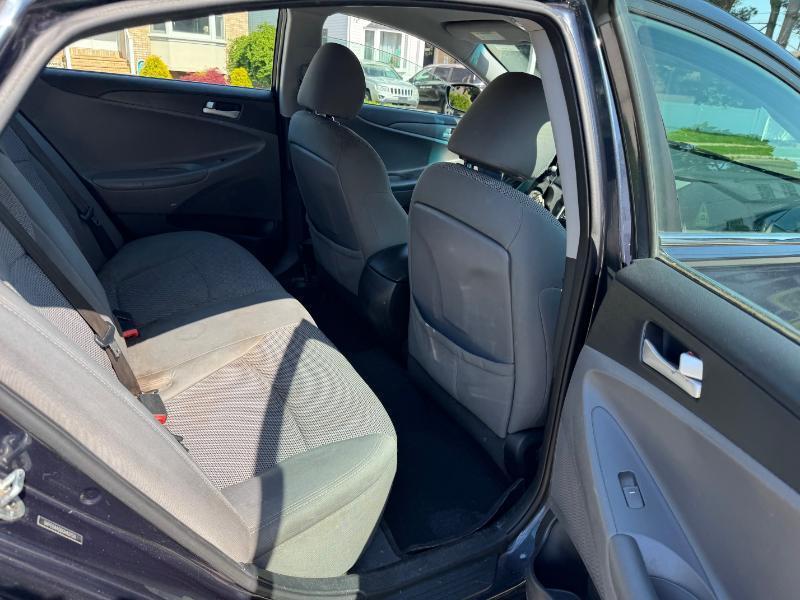 Hyundai Sonata GLS 2012