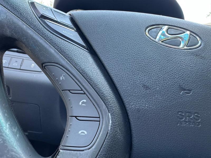 Hyundai Sonata GLS 2012