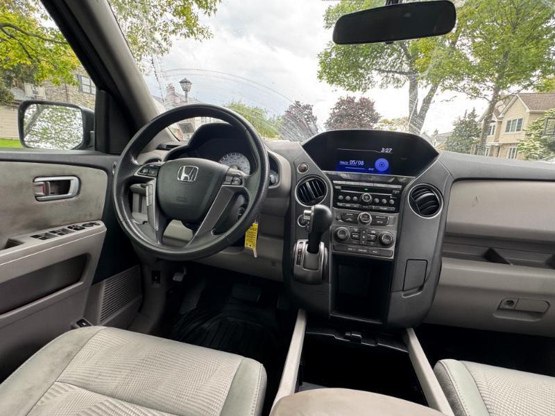 Honda Pilot LX 4WD 5-Spd AT 2015