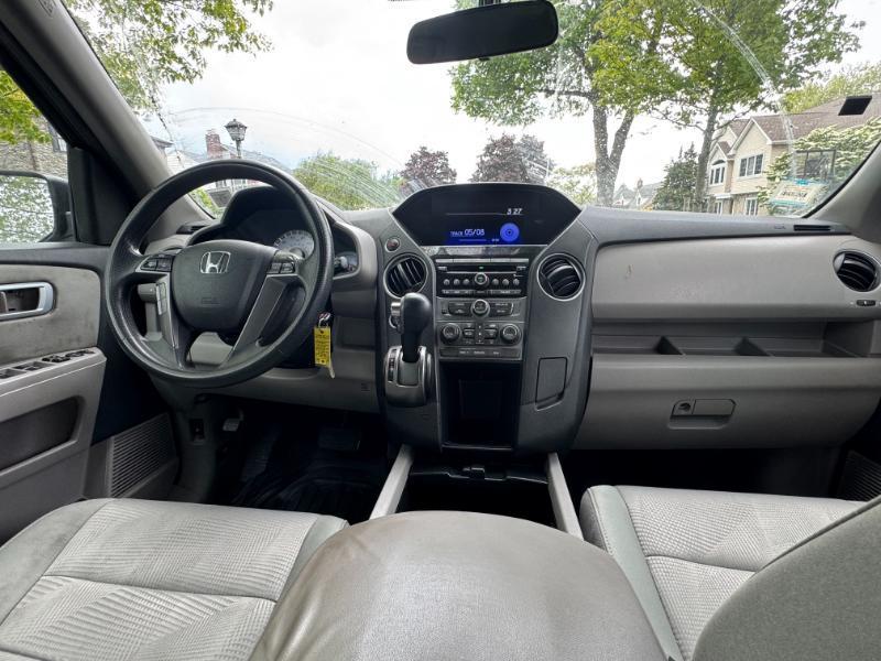 Honda Pilot LX 4WD 5-Spd AT 2015