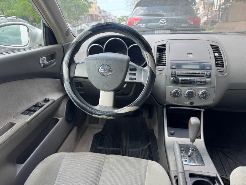 Nissan Altima 2.5 S 2005