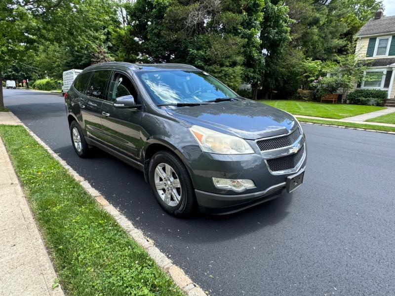 Chevrolet Traverse LT AWD 2012