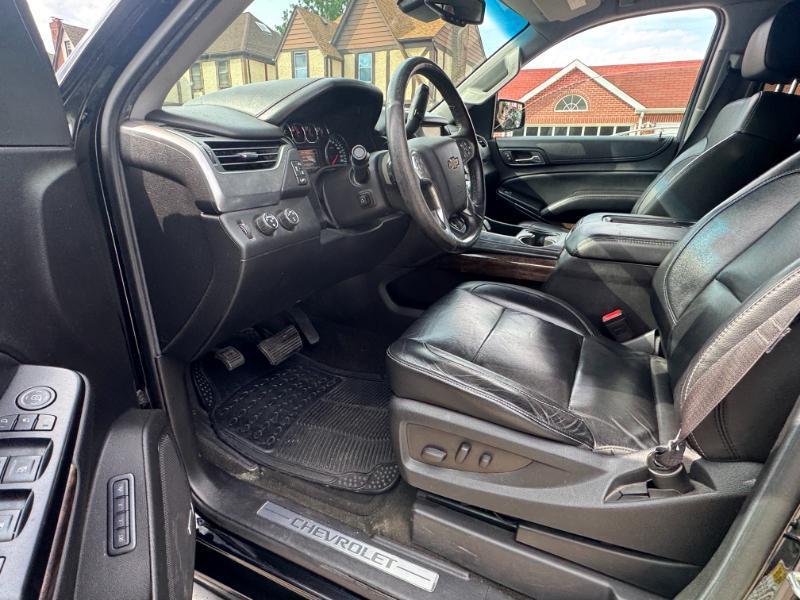 Chevrolet Suburban LT 1500 4WD 2015