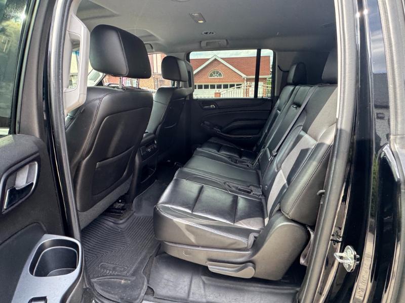 Chevrolet Suburban LT 1500 4WD 2015
