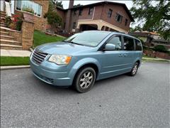 2008 Chrysler Town & Country 