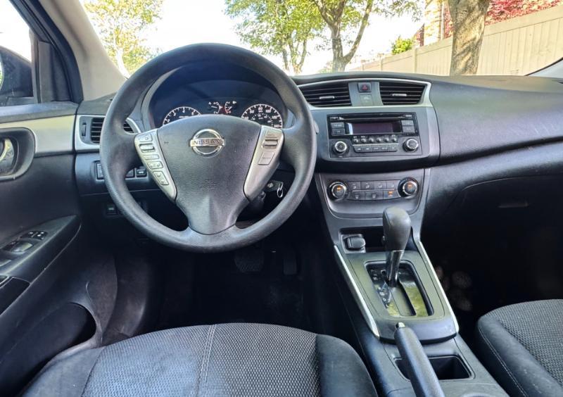 Nissan Sentra S 2017