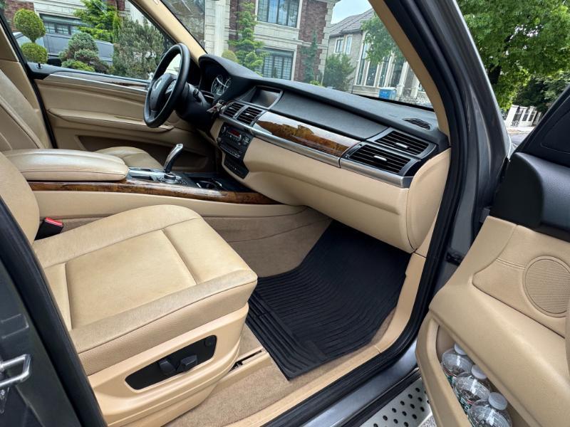 BMW X5 xDrive35i 2013
