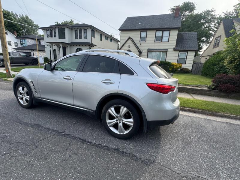 Infiniti FX FX35 AWD 2011