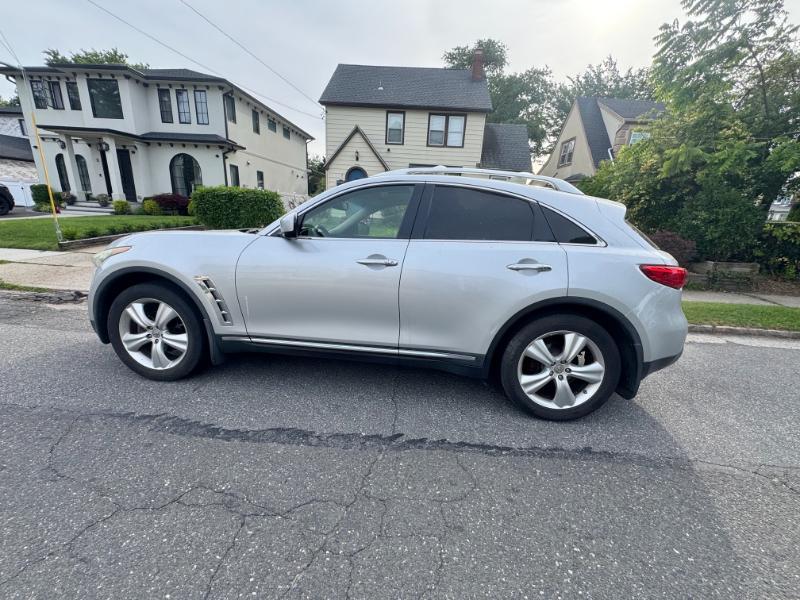 Infiniti FX FX35 AWD 2011