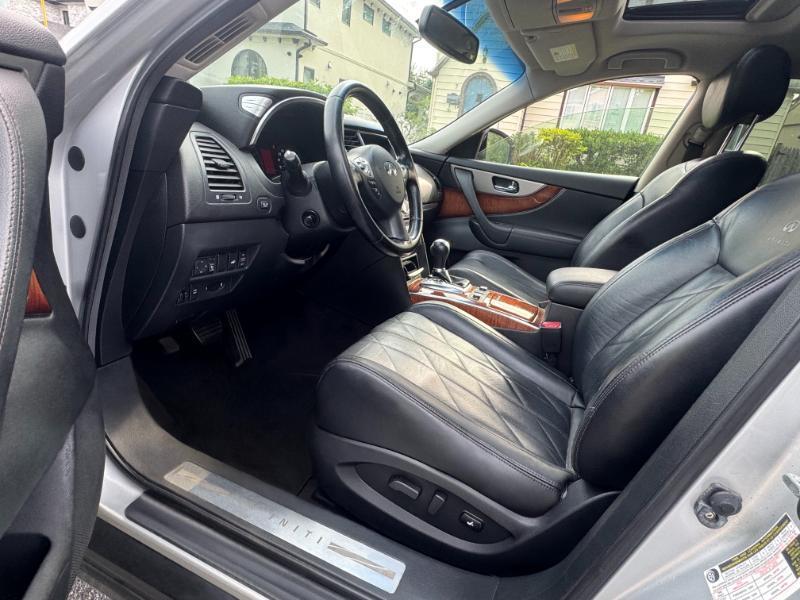 Infiniti FX FX35 AWD 2011