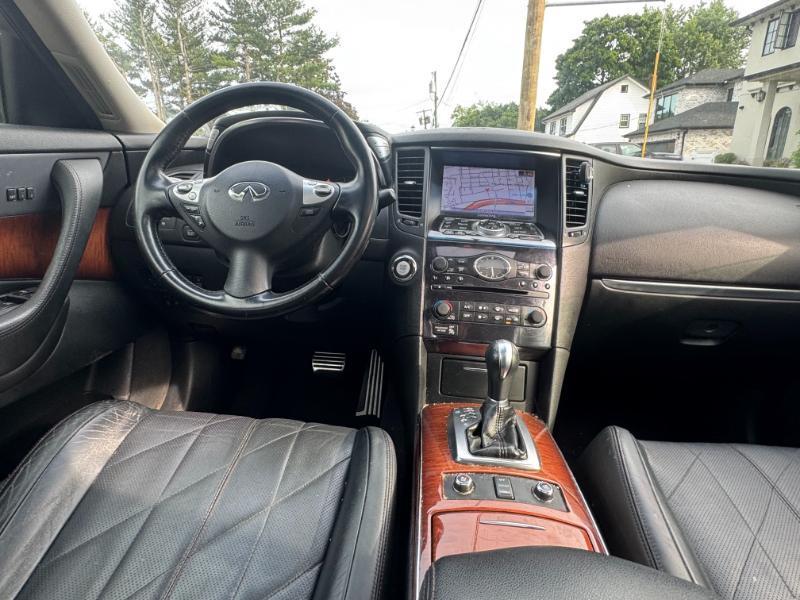 Infiniti FX FX35 AWD 2011