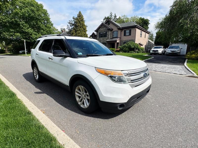 Ford Explorer XLT 4WD 2013