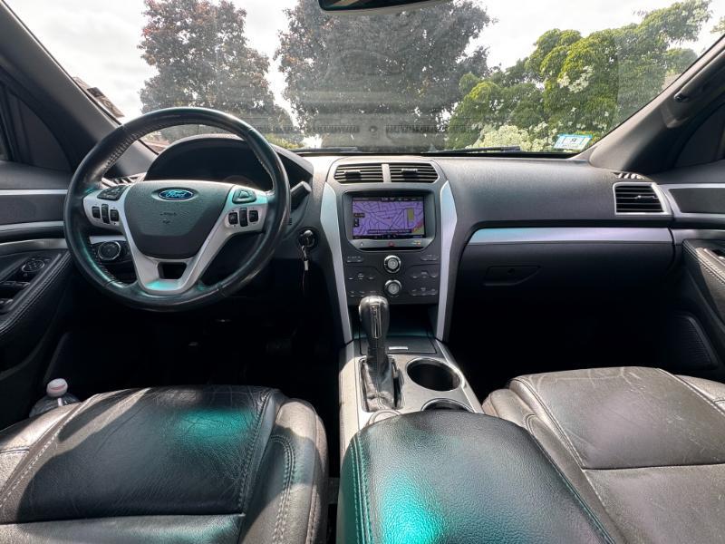 Ford Explorer XLT 4WD 2013