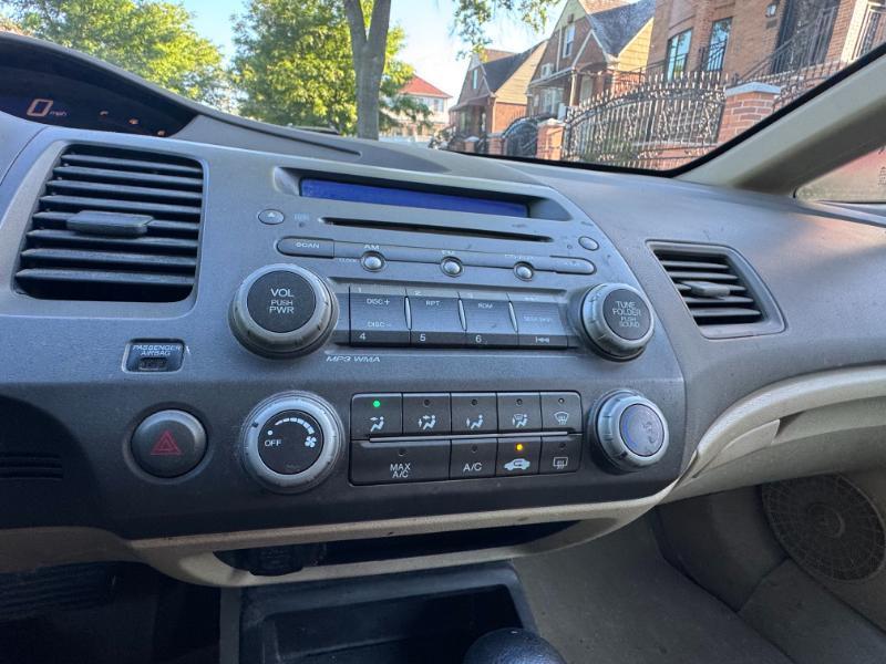Honda Civic LX Sedan AT 2006