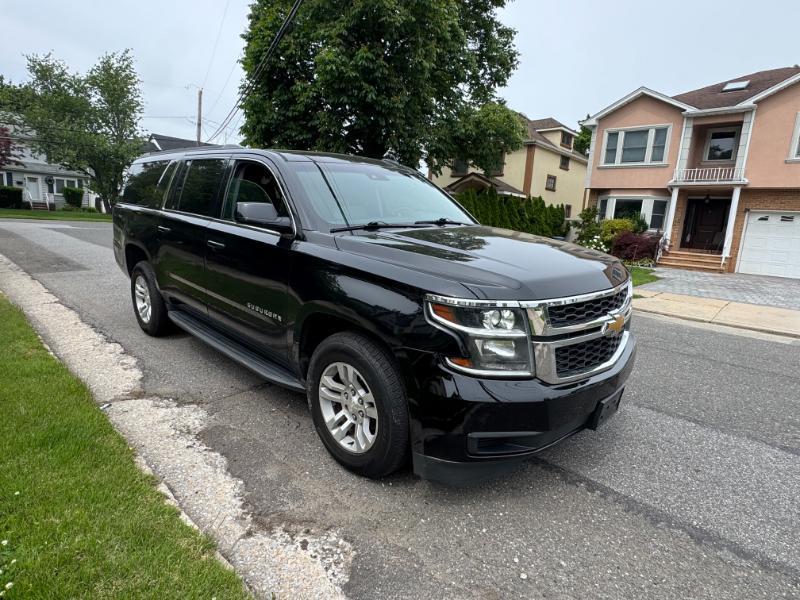 Chevrolet Suburban LT 4WD 2019