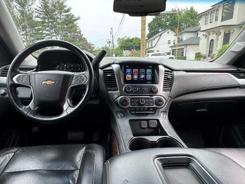Chevrolet Suburban LT 4WD 2019