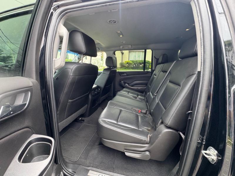 Chevrolet Suburban LT 4WD 2019