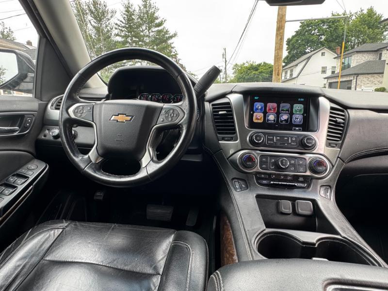 Chevrolet Suburban LT 4WD 2019