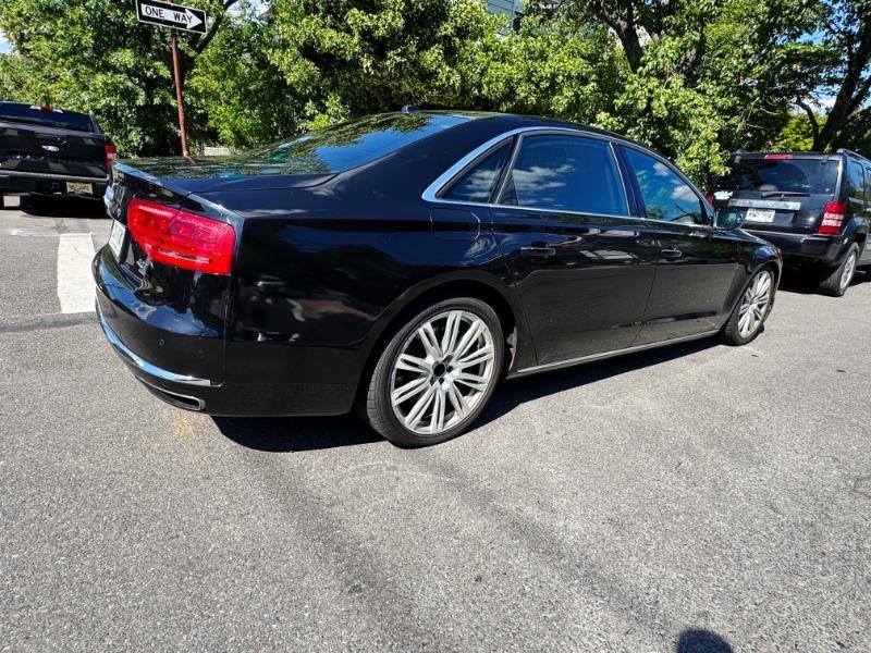 Audi A8 4.0T Sedan L quattro Tiptronic 2013