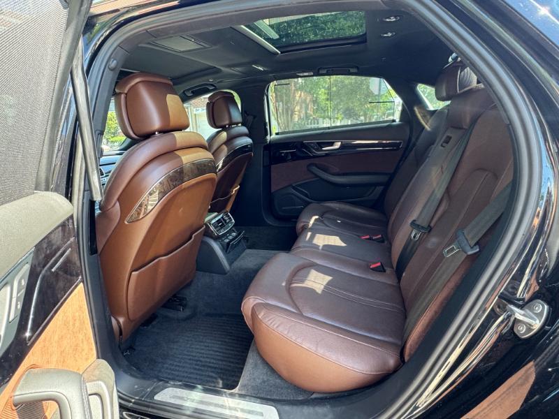Audi A8 4.0T Sedan L quattro Tiptronic 2013