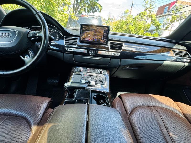 Audi A8 4.0T Sedan L quattro Tiptronic 2013