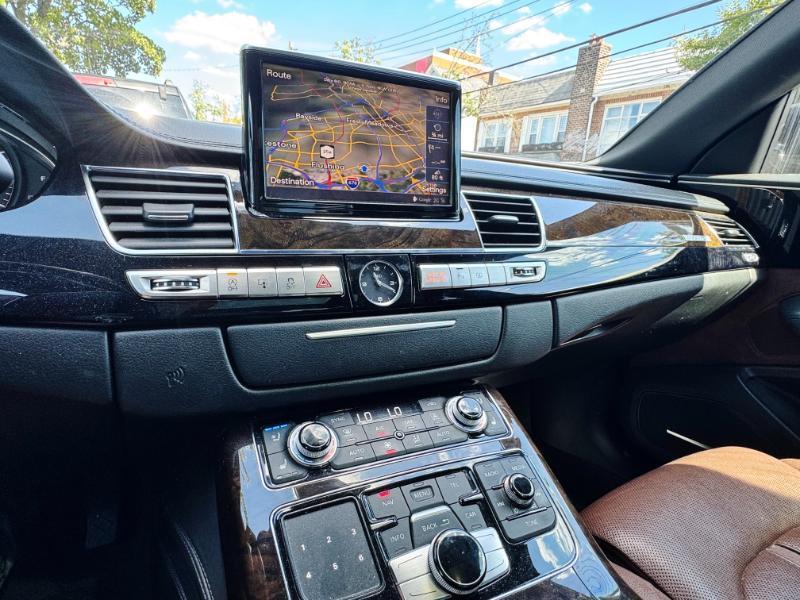 Audi A8 4.0T Sedan L quattro Tiptronic 2013