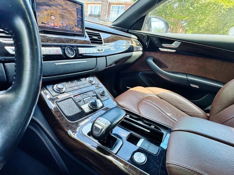 Audi A8 4.0T Sedan L quattro Tiptronic 2013
