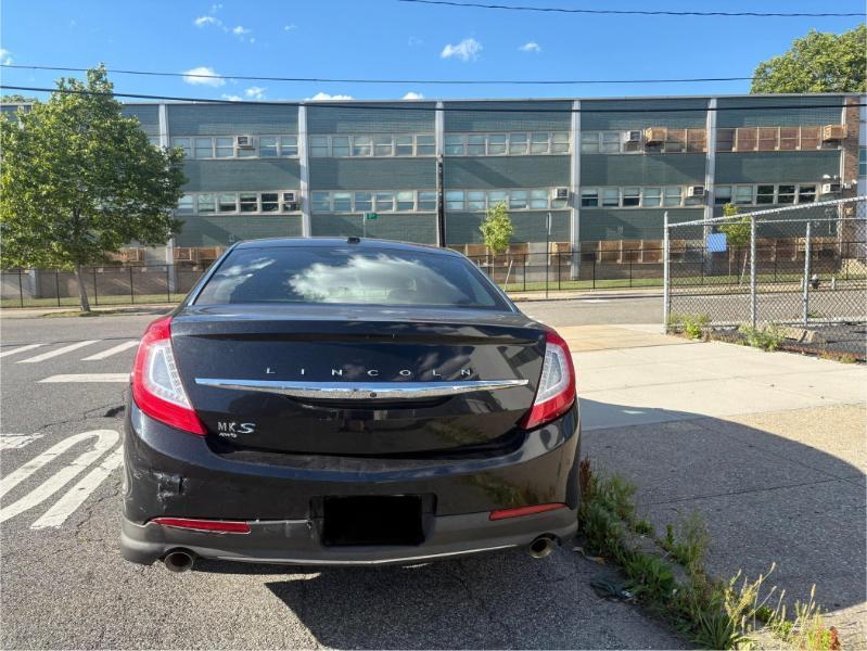 Lincoln MKS AWD 2015