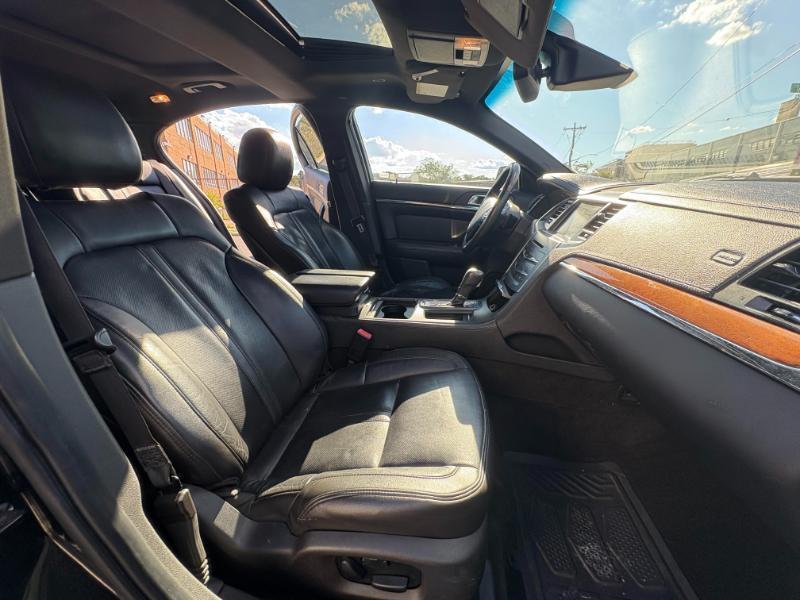 Lincoln MKS AWD 2015