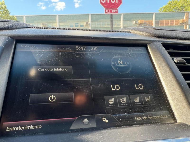 Lincoln MKS AWD 2015