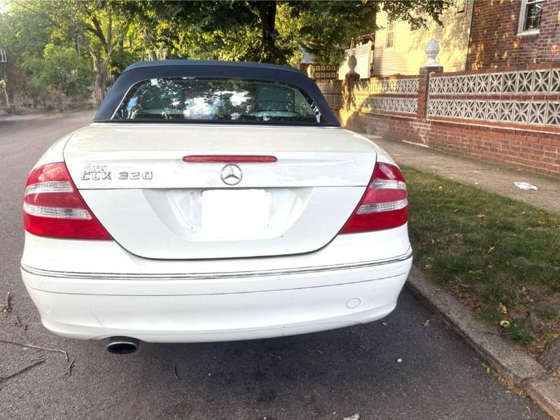 Mercedes-Benz CLK-Class CLK320 Cabriolet 2004