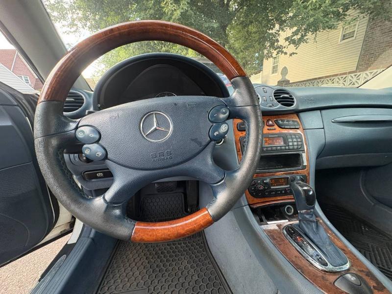 Mercedes-Benz CLK-Class CLK320 Cabriolet 2004