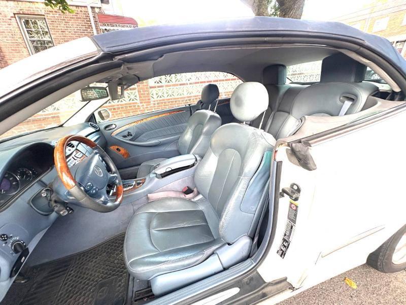 Mercedes-Benz CLK-Class CLK320 Cabriolet 2004