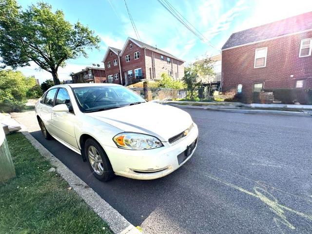 White 2013 Chevrolet Impala Sedan Front-Wheel Drive Automatic