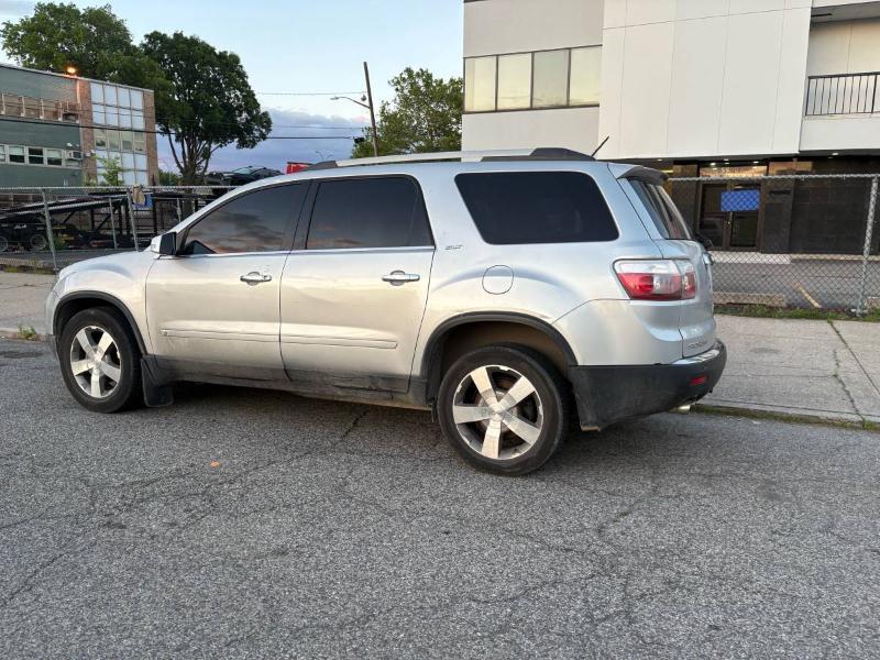 GMC Acadia SLT-1 FWD 2010
