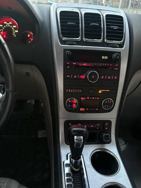 GMC Acadia SLT-1 FWD 2010