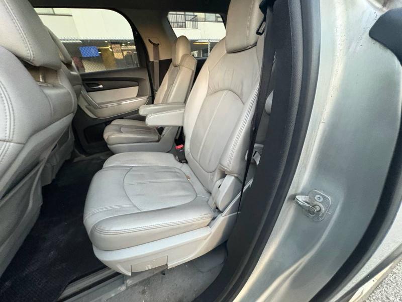 GMC Acadia SLT-1 FWD 2010